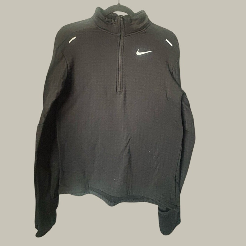 Nike Women's Therma-DriFIT. Size Small